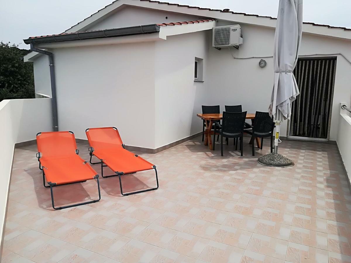 Apartman Rosanda Premuda Luaran gambar