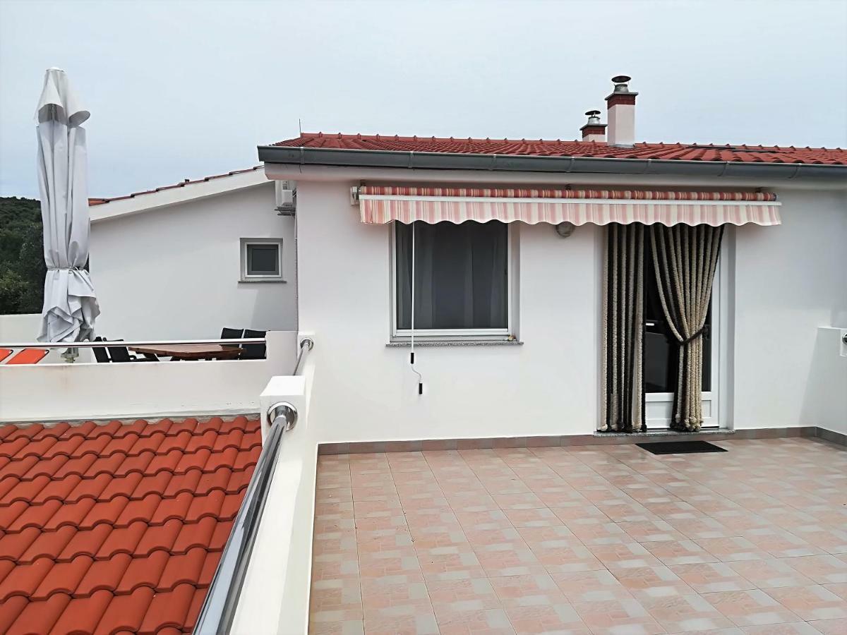 Apartman Rosanda Premuda Luaran gambar